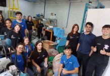 SENAI Videira transforma tampinha pet em brinquedos educativos