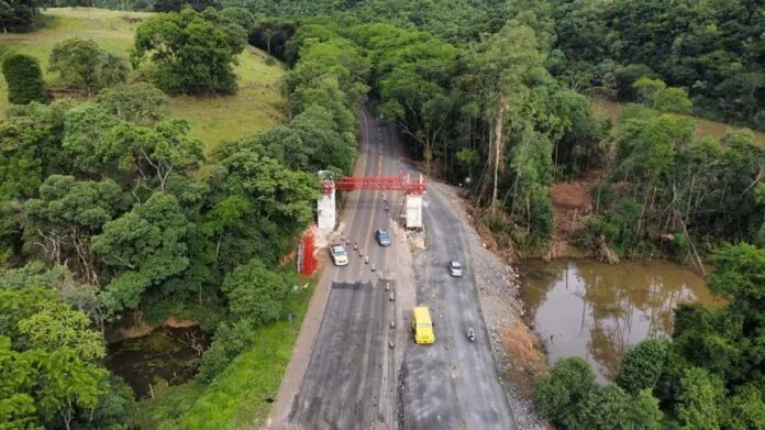 Rodovia SC-453 entre Ibicaré e Luzerna está em obras