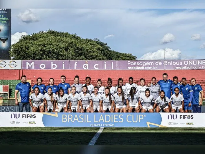 Avaí/Kindermann perde na estreia da Ladies Cup