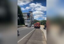 Bombeiros procuram mulher nas águas do Rio do Peixe em Videira