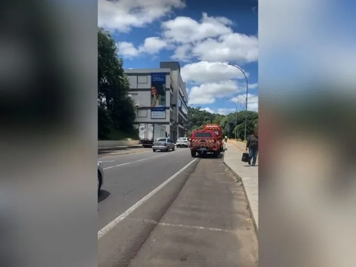 Bombeiros procuram mulher nas águas do Rio do Peixe em Videira