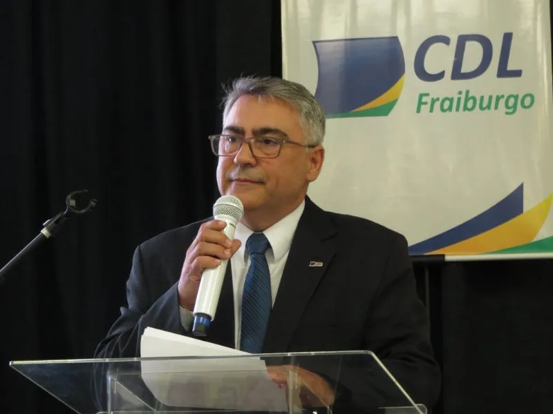 CDL Fraiburgo dá posse para nova diretoria