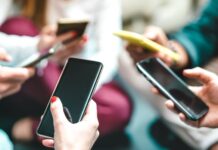 Brasileiros passam mais de 9 horas por dia nas redes sociais