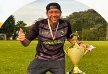 Corpo encontrado em carro em Pinheiro Preto é identificado