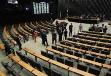 Câmara e Senado elegem novos presidentes neste sábado
