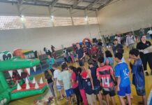 Crianças de Taquara Verde celebram o Natal com festa e presentes