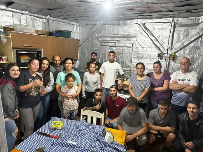 Projeto “Lar sem frestas” beneficia família do bairro Nossa Senhora Salete