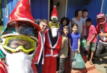 Moto Noel leva alegria para dezenas de crianças do interior