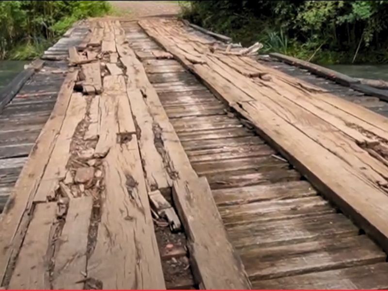 Autoridades falam sobre a situação da ponte na divisa entre Macieira e Caçador