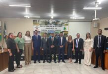 Danuza e Oderlaine assumem a Prefeitura de Matos Costa