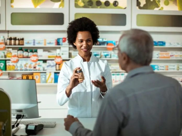 Farmacêuticos agora podem prescrever medicamentos