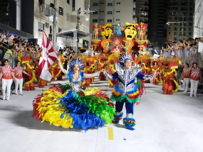 Escolas apresentam sambas-enredos para o carnaval de Joaçaba