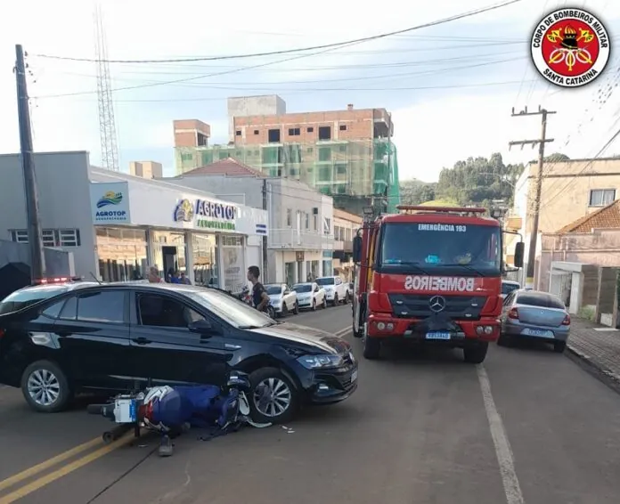 Acidente fere motociclista em Salto Veloso