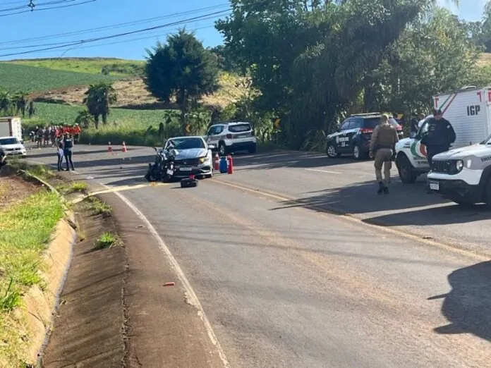 Acidente fatal na tarde deste sábado deixa duas vítimas