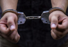 Mulher finge passar mal e marido é preso na recepção de hospital