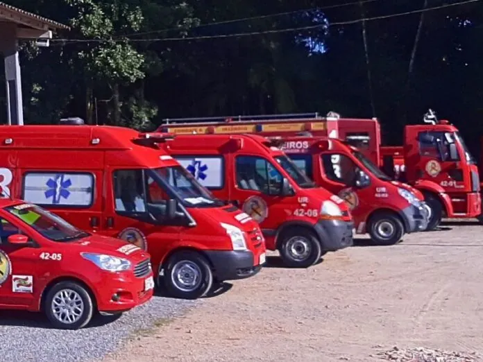 Jorginho Mello destinará R$ 10 milhões para Bombeiros Voluntários de SC