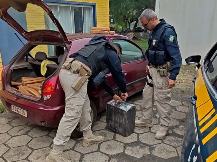 PRF retira mais de 100kg de maconha das ruas em ação na BR-282