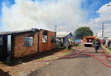 Incêndio destrói residência em Campos Novos
