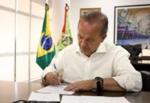 Lei proíbe músicas e videoclipes com conteúdo impróprio em escolas de SC