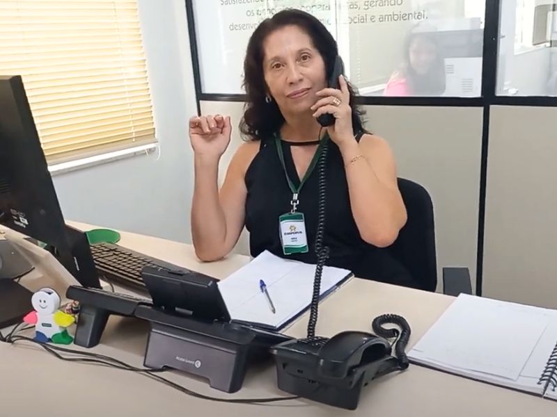 45 anos de dedicação à Coopervil: A trajetória de Neli Orso como telefonista