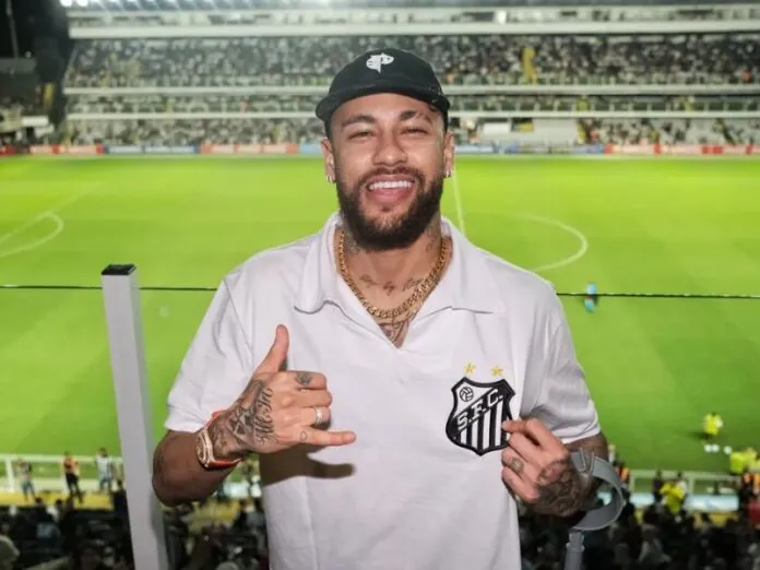 Presidente do Santos confirma retorno de Neymar ao clube