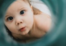 Teste do Olhinho se torna obrigatório para recém-nascidos em SC