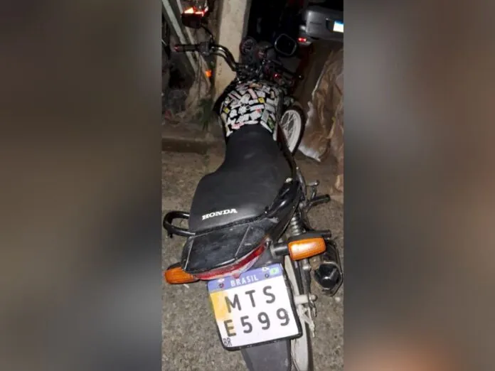 PM de Lebon Régis apreende moto com placa comprada na Shopee