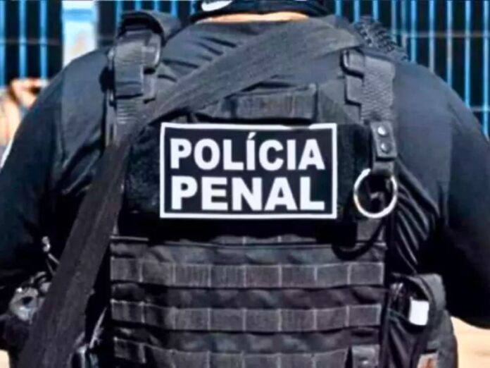 Policiais penais e agentes socioeducativos de Sc entram em greve