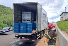 Bombeiros de Caçador atendem vazamento de produto químico