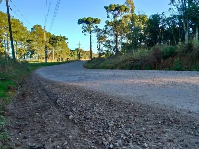 Estrada entre Iomerê e Pinheiro Preto