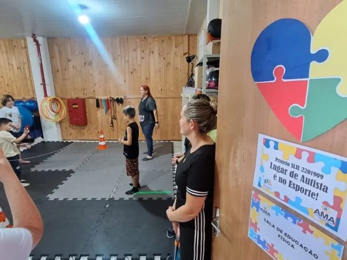 Associação dos Amigos dos Autistas de Videira inaugura espaço esportivo