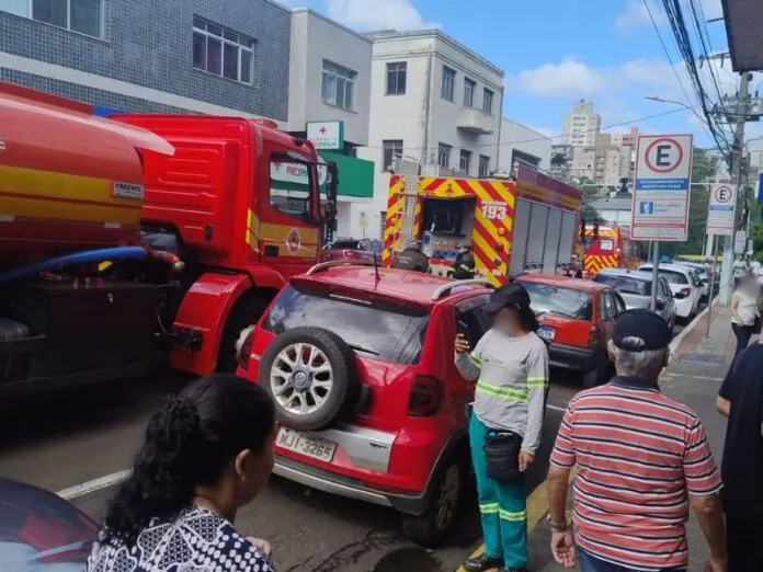 Suspeita de incêndio mobiliza Bombeiros em Videira