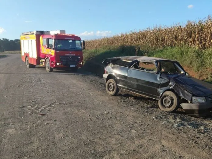 Capotamento na rodovia Fraiburgo-Frei Rogério deixa duas mulheres feridas