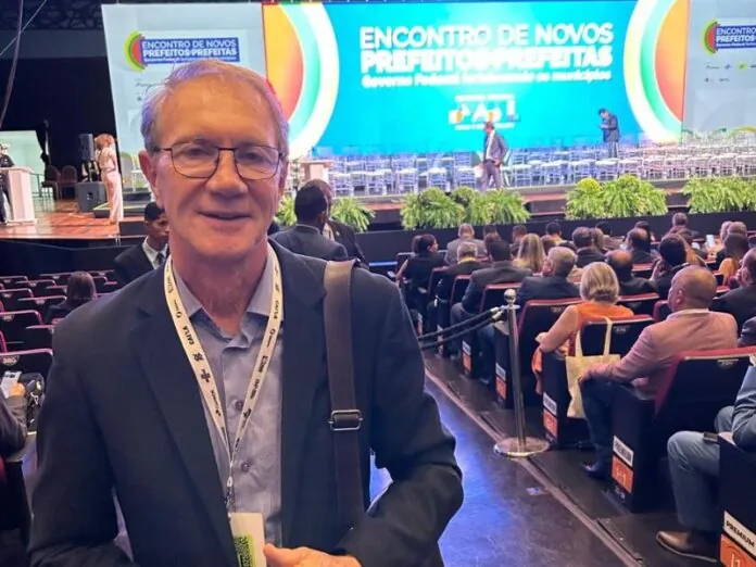 Prefeito de Videira participa de Encontro Nacional de Prefeitos em Brasília