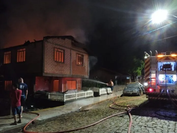 Família perde tudo em incêndio e precisa de ajuda para recomeçar