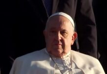 Papa Francisco é hospitalizado para tratamento de bronquite