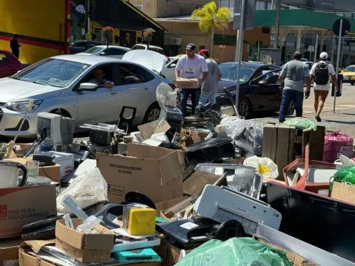 Recicla CDL Videira recolhe mais de 8,6 mil quilos de lixo eletrônico