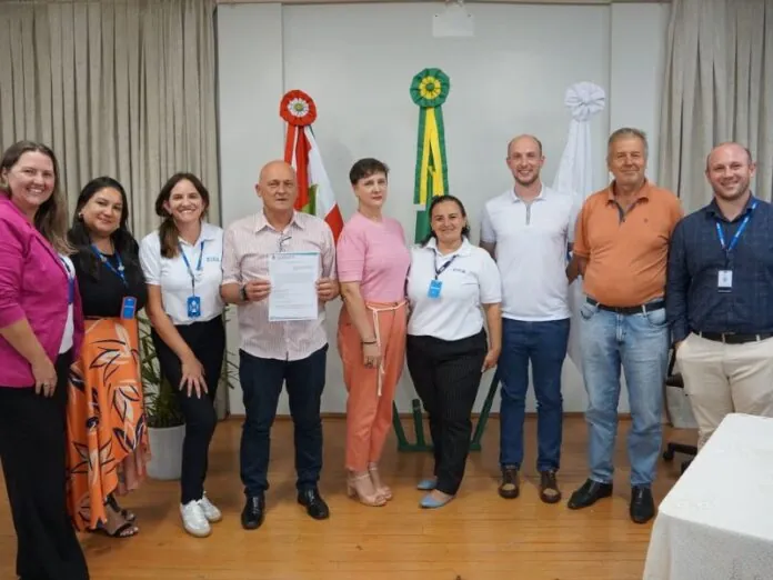 Escolas de Pinheiro Preto contam com o Sistema de Ensino SESI