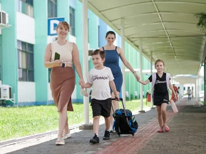 Colégios SuperAtivo, Expressivo e Superação iniciam ano letivo 2025