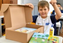 Mais de sete mil alunos de Videira receberão uniforme e material escolar
