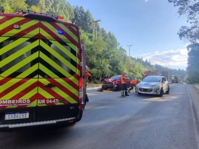 Acidente na SC-350 em Caçador deixa uma pessoa ferida