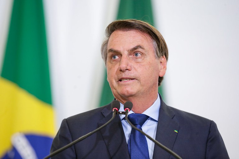 Bolsonaro vira réu por tentativa de golpe de Estado