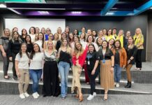Delas Day reúne mulheres em momento de inspiração e estratégia