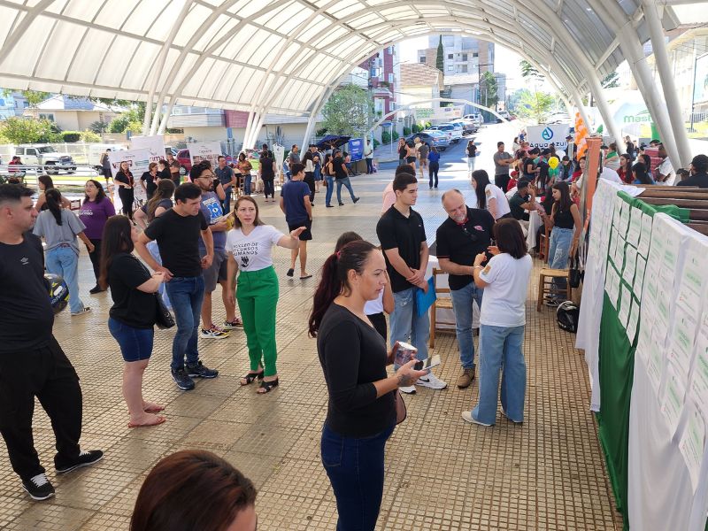 Feirão do Emprego 2025 tem mais de 750 fichas preenchidas