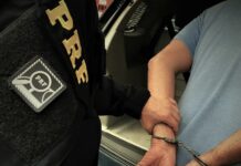 Homem procurado por homicídio reage à abordagem, foge mas é preso pela PRF