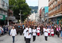 Milhares de fiéis participam da 35ª Romaria Frei Bruno