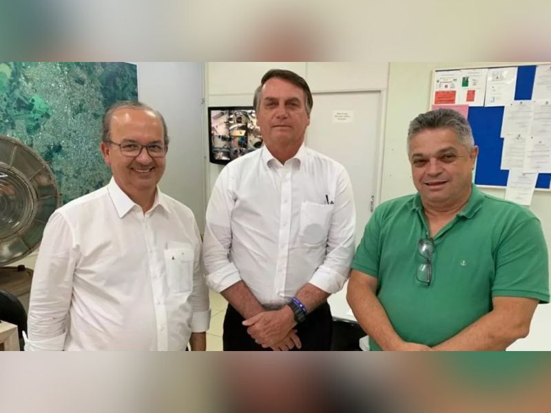Bolsonaro mantém esperança em um acordo entre Jorginho Mello e João Rodrigues