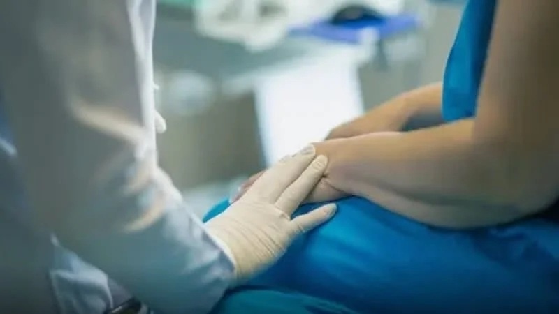 MP pede a prisão de ginecologista denunciado por violação de pacientes