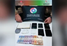 Homem com mandado por tráfico é preso em flagrante