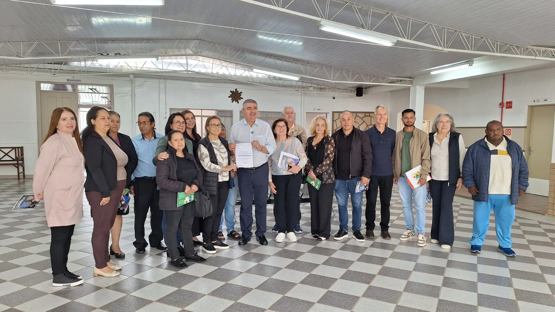 Apae de Caçador recebe recursos para ampliar atendimento